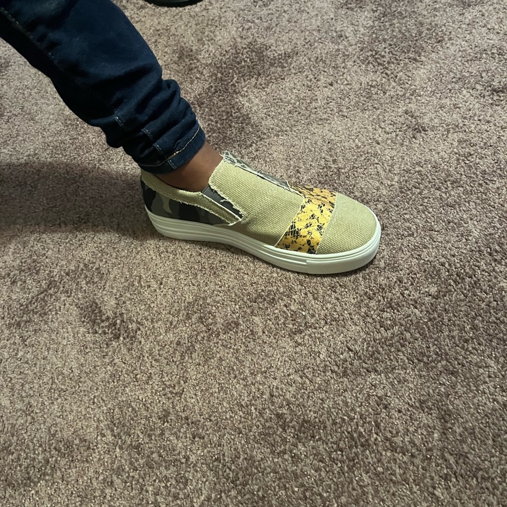 Sneakers